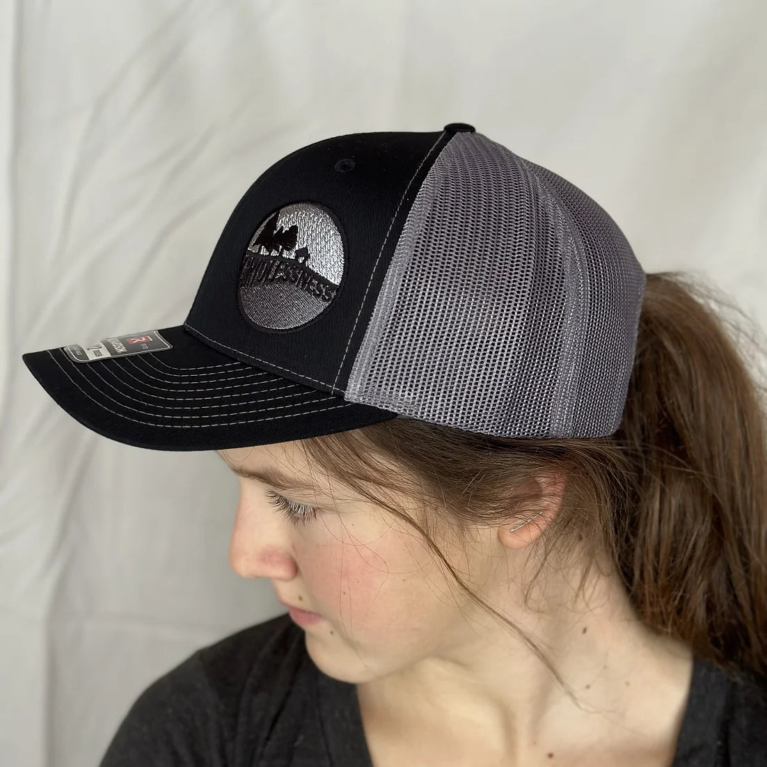 Gridlessness Trucker Caps